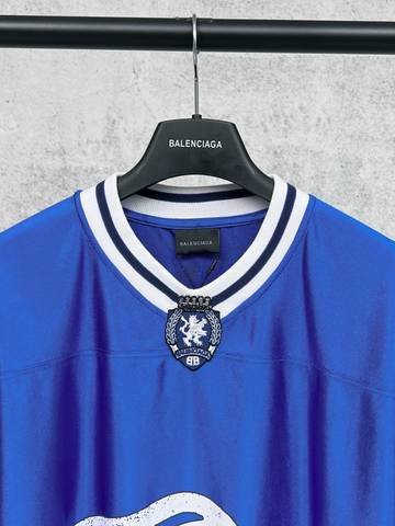 Balenciaga 40