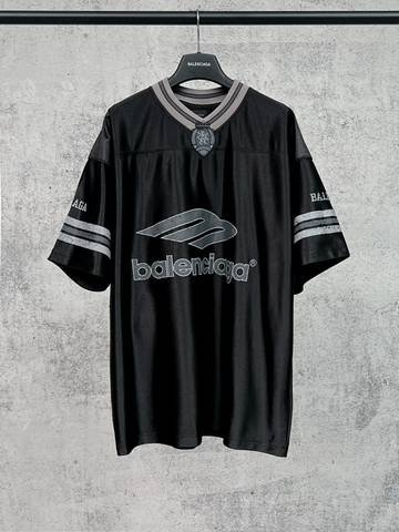 Balenciaga 46