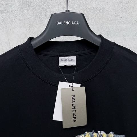 Balenciaga 111