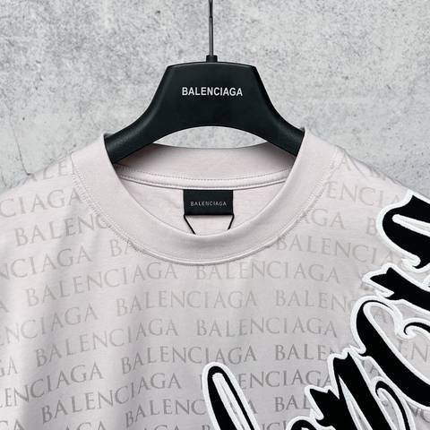 Balenciaga 140