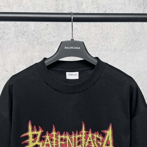 Balenciaga 182