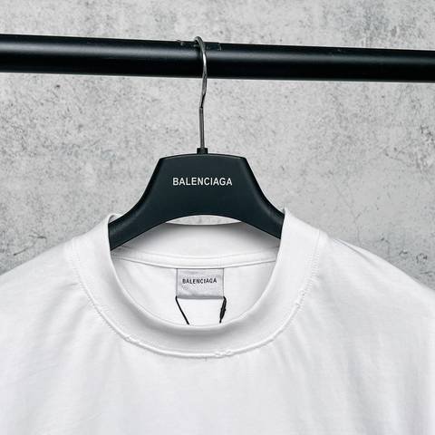 Balenciaga 200
