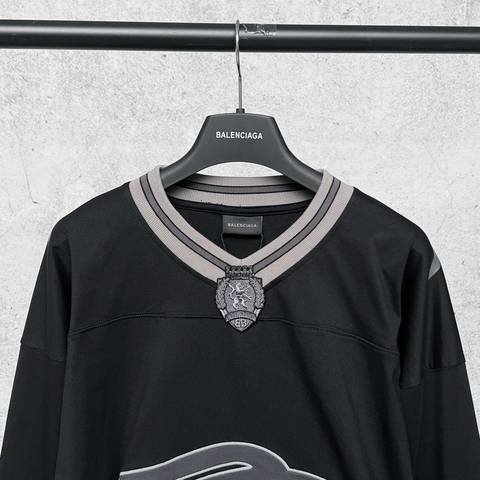 Balenciaga 228