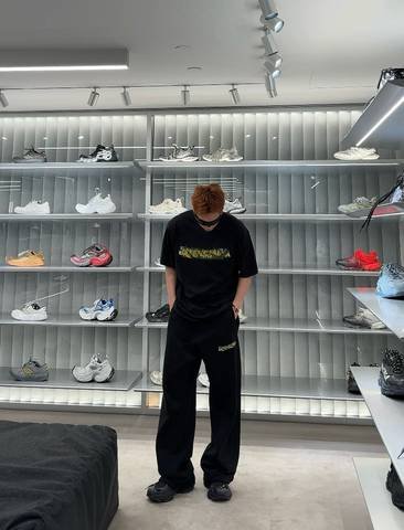 Balenciaga 249