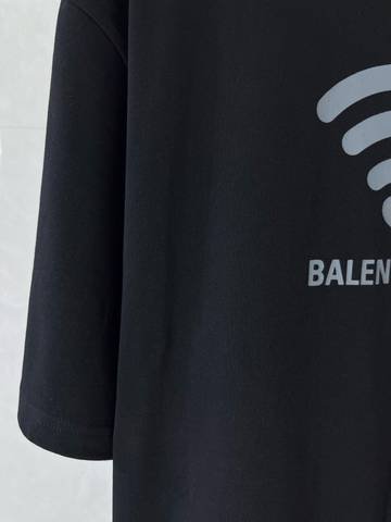 Balenciaga 257