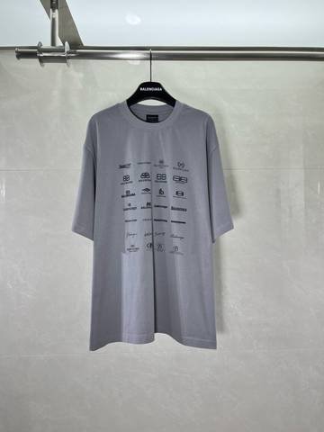 Balenciaga 272