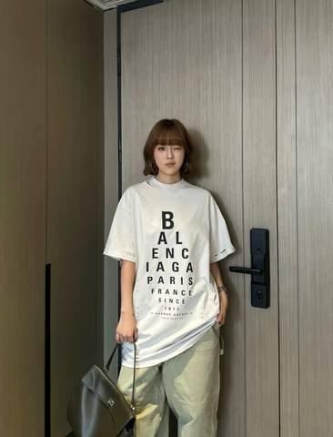 Balenciaga 309