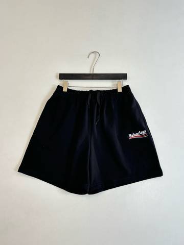 Balenciaga 392