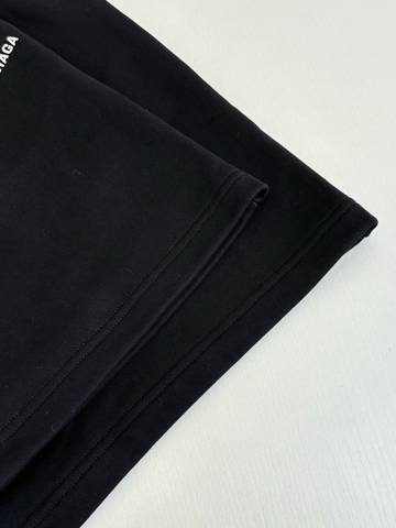 Balenciaga 424