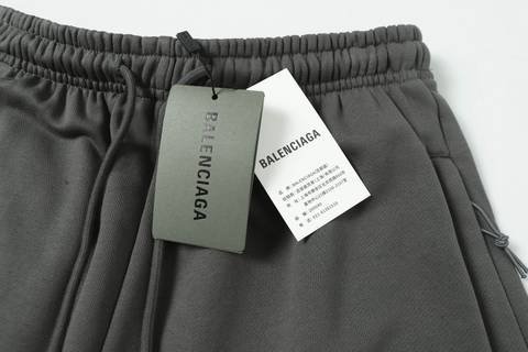 Balenciaga 472