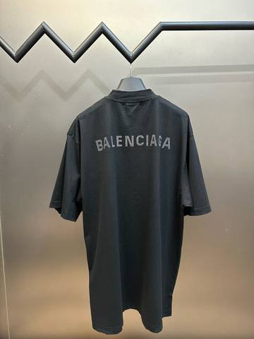 Balenciaga 555
