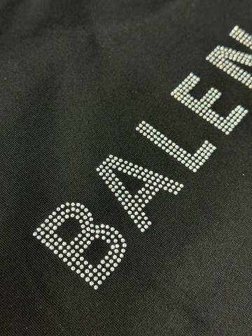 Balenciaga 560