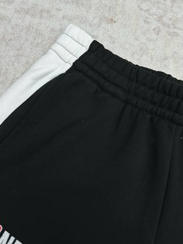 Balenciaga 563