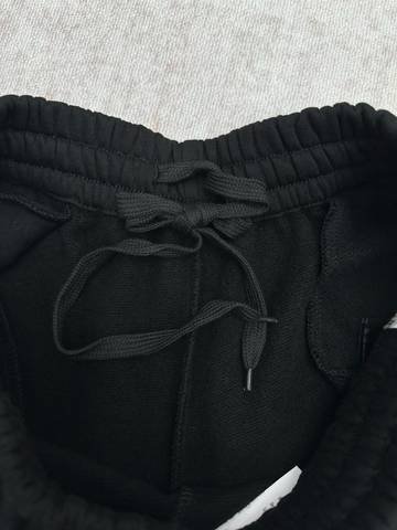 Balenciaga 568