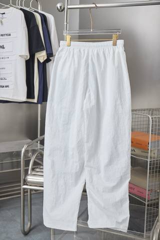 Balenciaga 571