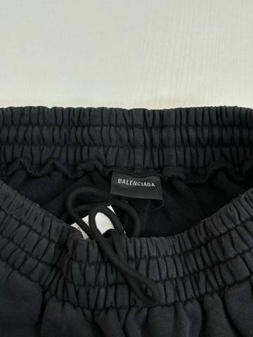 Balenciaga 604