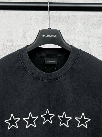 Balenciaga 618