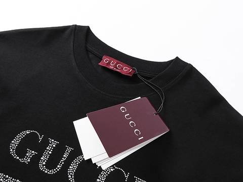 Gucci 230