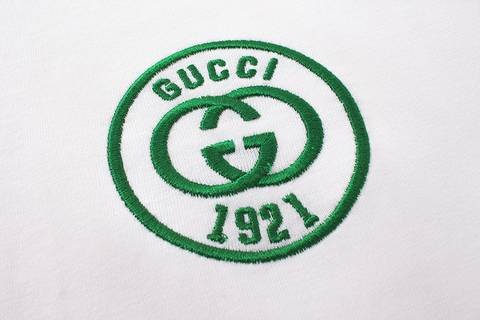 Gucci 322