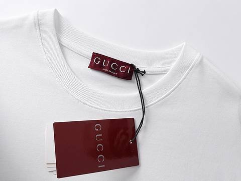 Gucci 383