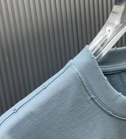 Off-White 326