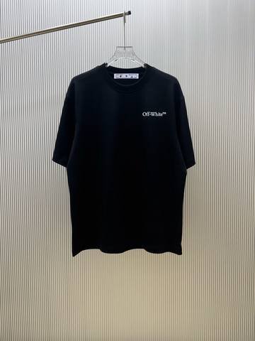 Off-White 451