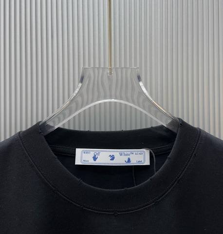 Off-White 481
