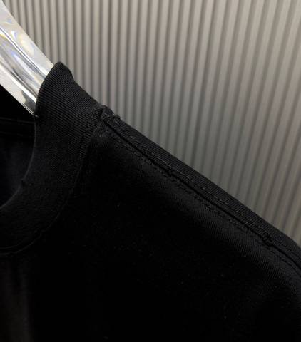 Off-White 482