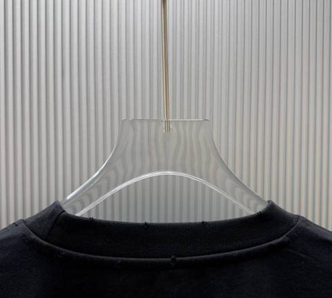 Off-White 485