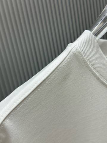 Off-White 492