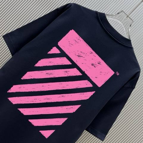 Off-White 498