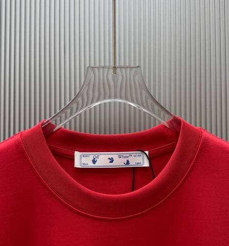 Off-White 541