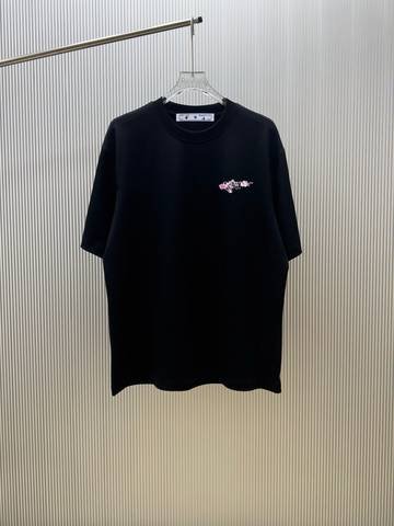 Off-White 624