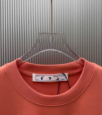Off-White 644