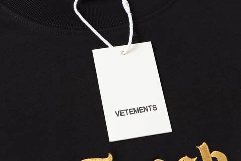 Vetements 142