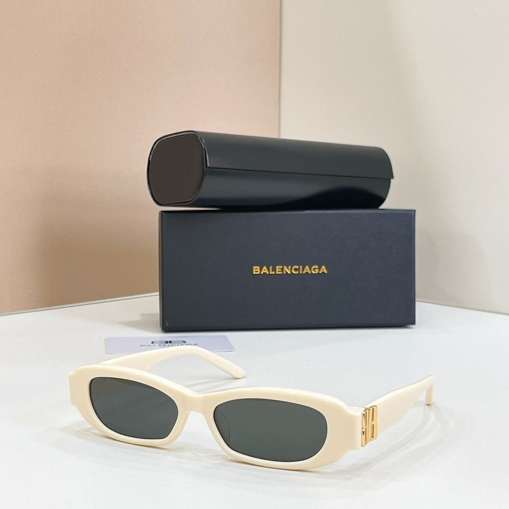 Gafas Balenciaga 49