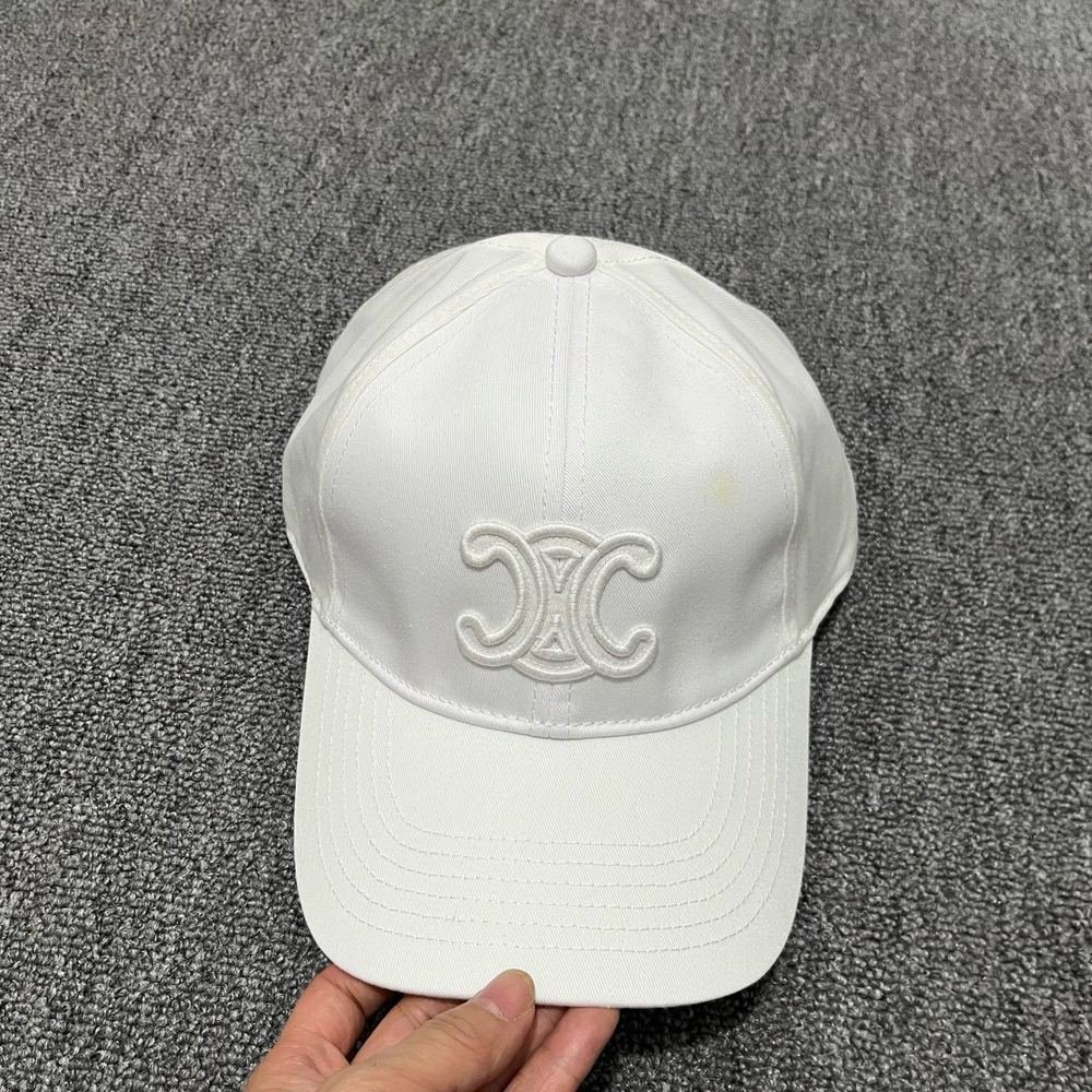 Gorras 64