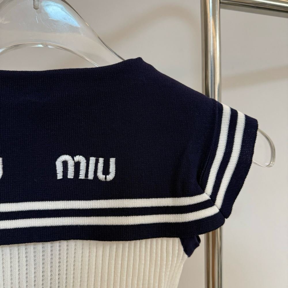 Ropa de Mujer 227